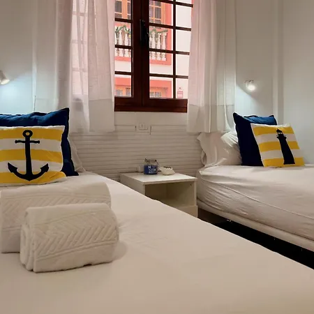 Click&guest - Seaside Serenity House *